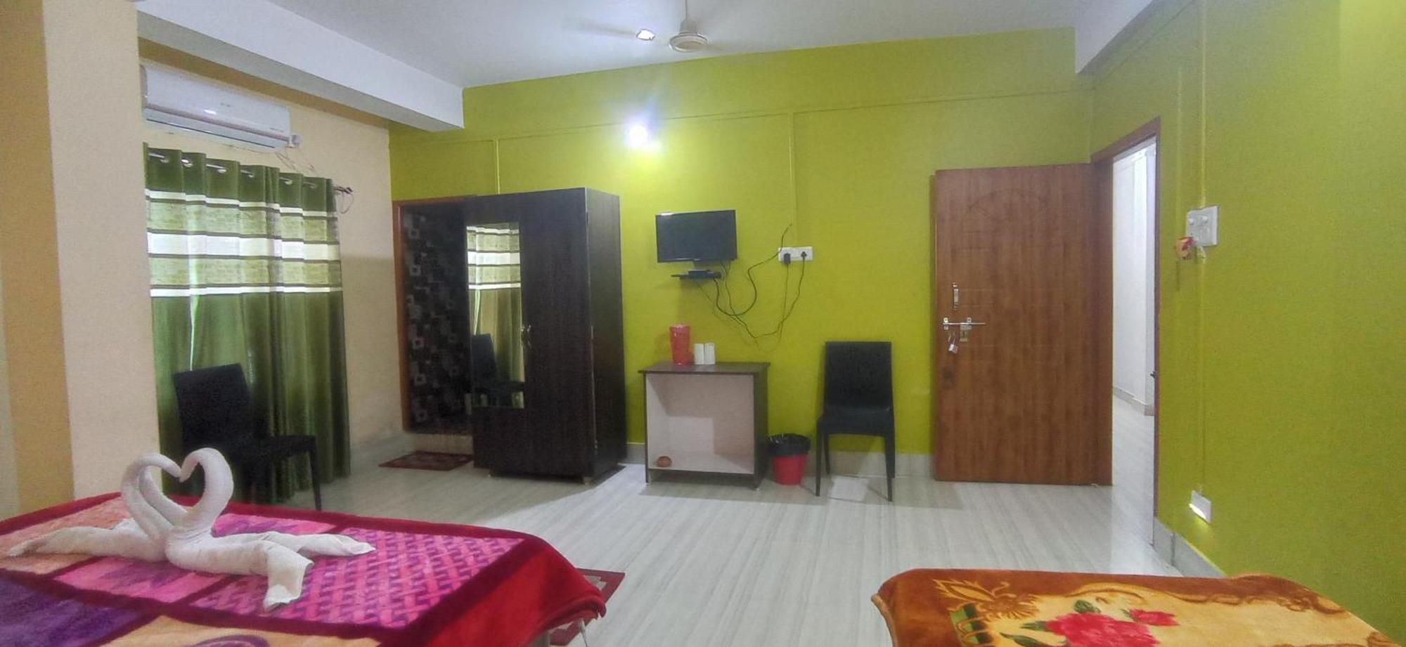 Hotel Kaziranga Holidays エクステリア 写真
