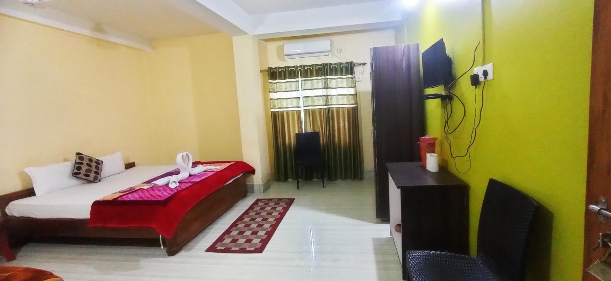 Hotel Kaziranga Holidays エクステリア 写真