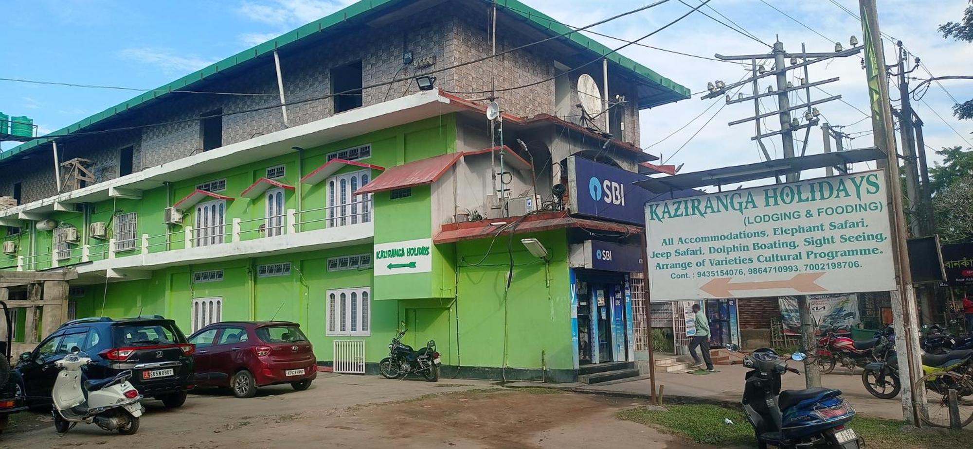 Hotel Kaziranga Holidays エクステリア 写真