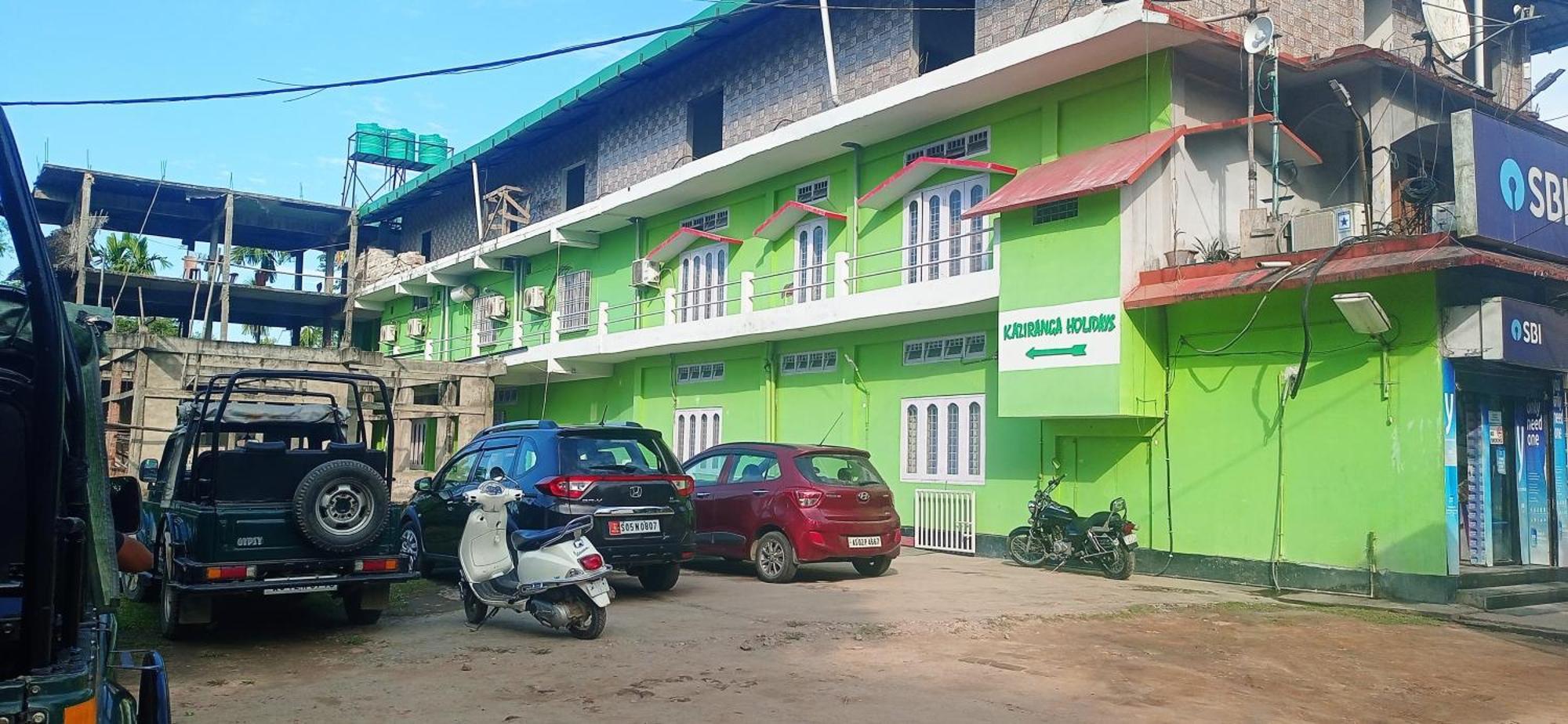 Hotel Kaziranga Holidays エクステリア 写真